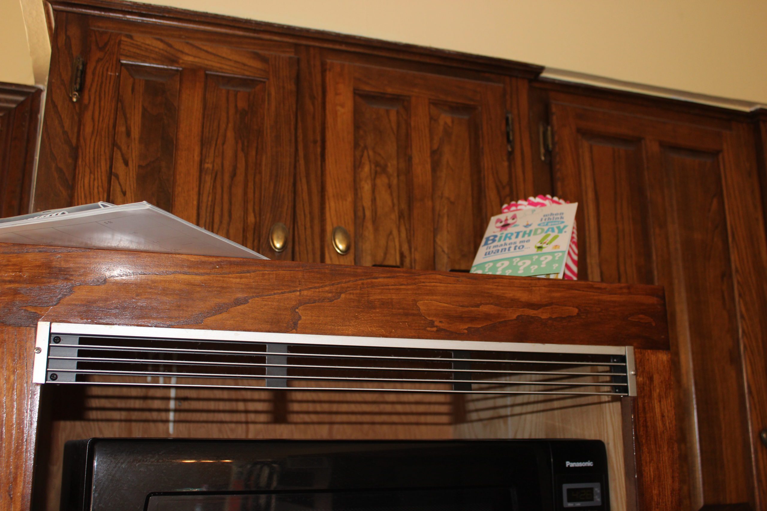 Hidden Cabinet at ASlobComesClean.com